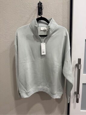 Women’s Cozy Earth Quarter-Zip Pullover in Arctic size Small NWT (light green)